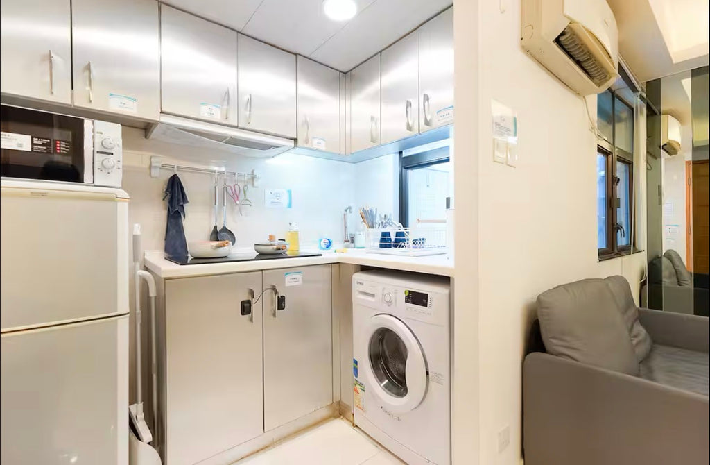 Wan Chai Holiday Home (10 Days Package, Hong Kong 🇭🇰)