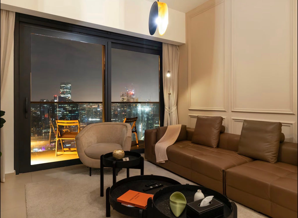 DXB Burj Khalifa (Special offer 2 nights for the price of 1 🇦🇪)