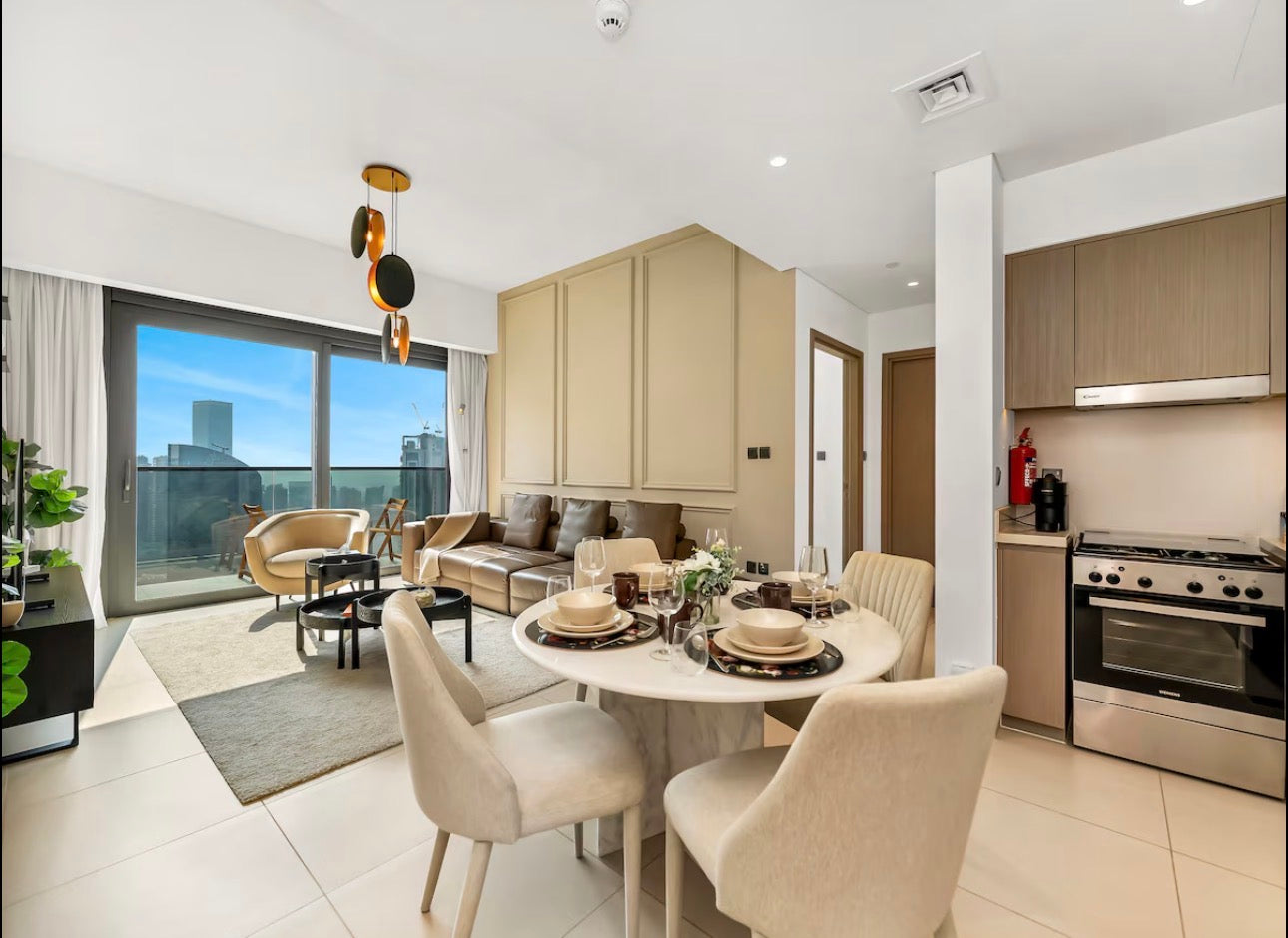 DXB Burj Khalifa (Special offer 2 nights for the price of 1 🇦🇪)