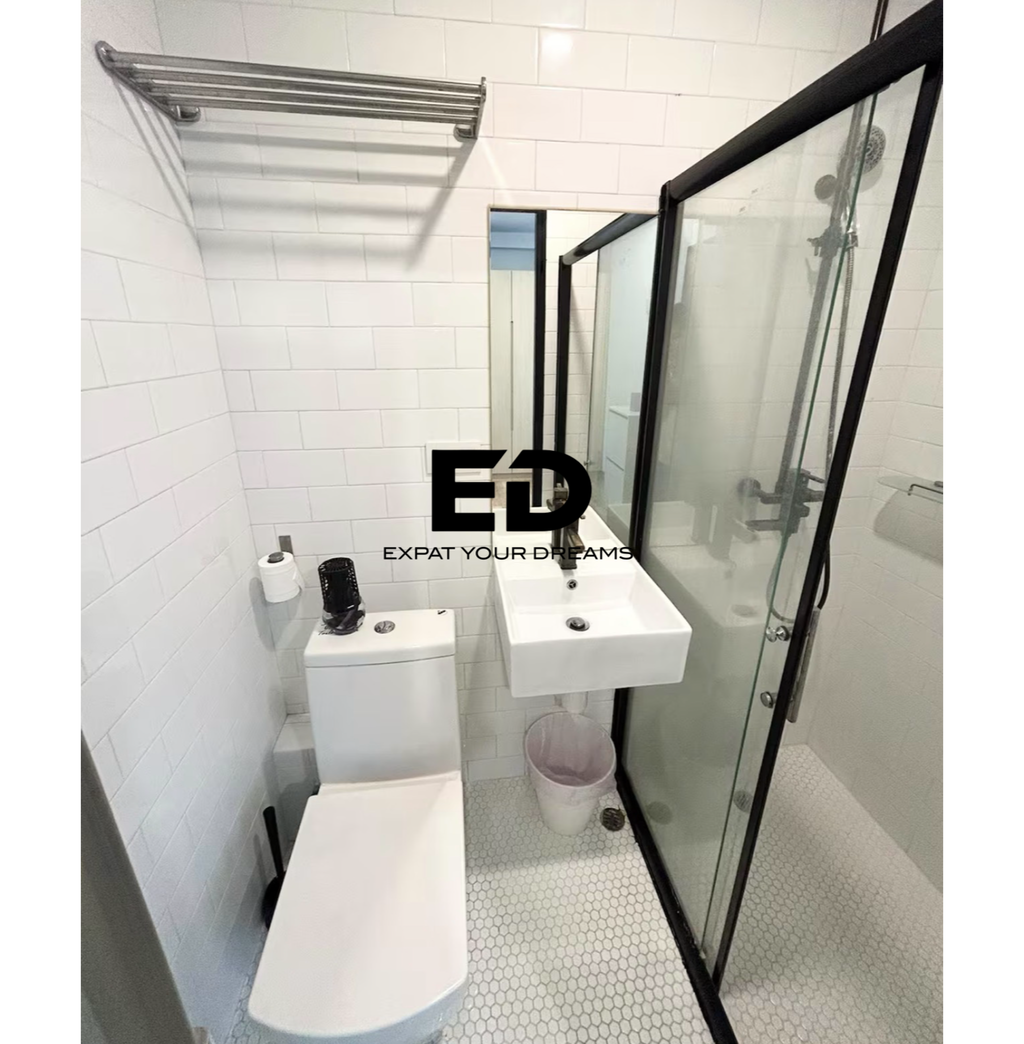 Causeway Bay Room (B/881 Hong Kong Monthly Package 🇭🇰)