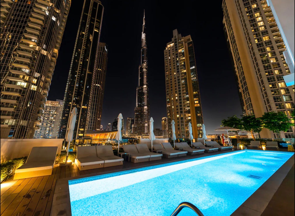 DXB Burj Khalifa (Special offer 2 nights for the price of 1 🇦🇪)