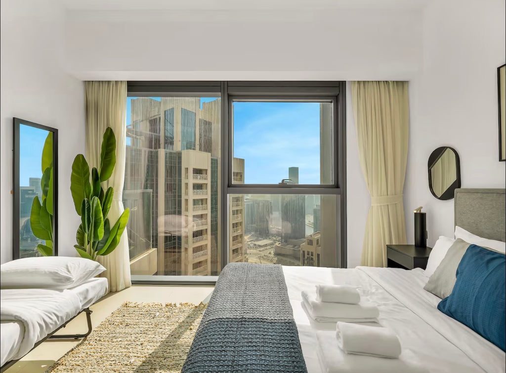 DXB Burj Khalifa (Special offer 2 nights for the price of 1 🇦🇪)