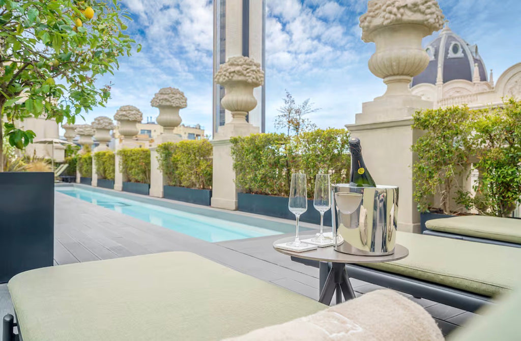 Gaùdi Building (Barcelona Weekly package) 🇪🇸