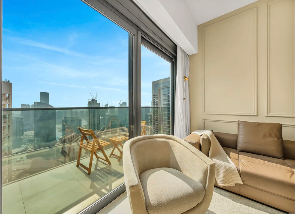 DXB Burj Khalifa (Special offer 2 nights for the price of 1 🇦🇪)