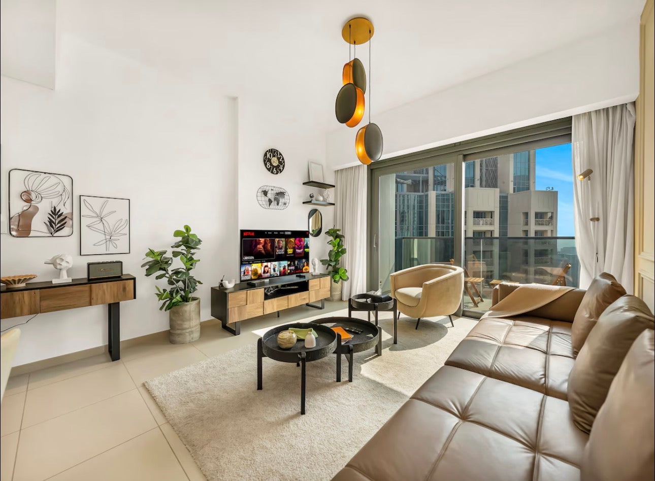 DXB Burj Khalifa (Special offer 2 nights for the price of 1 🇦🇪)