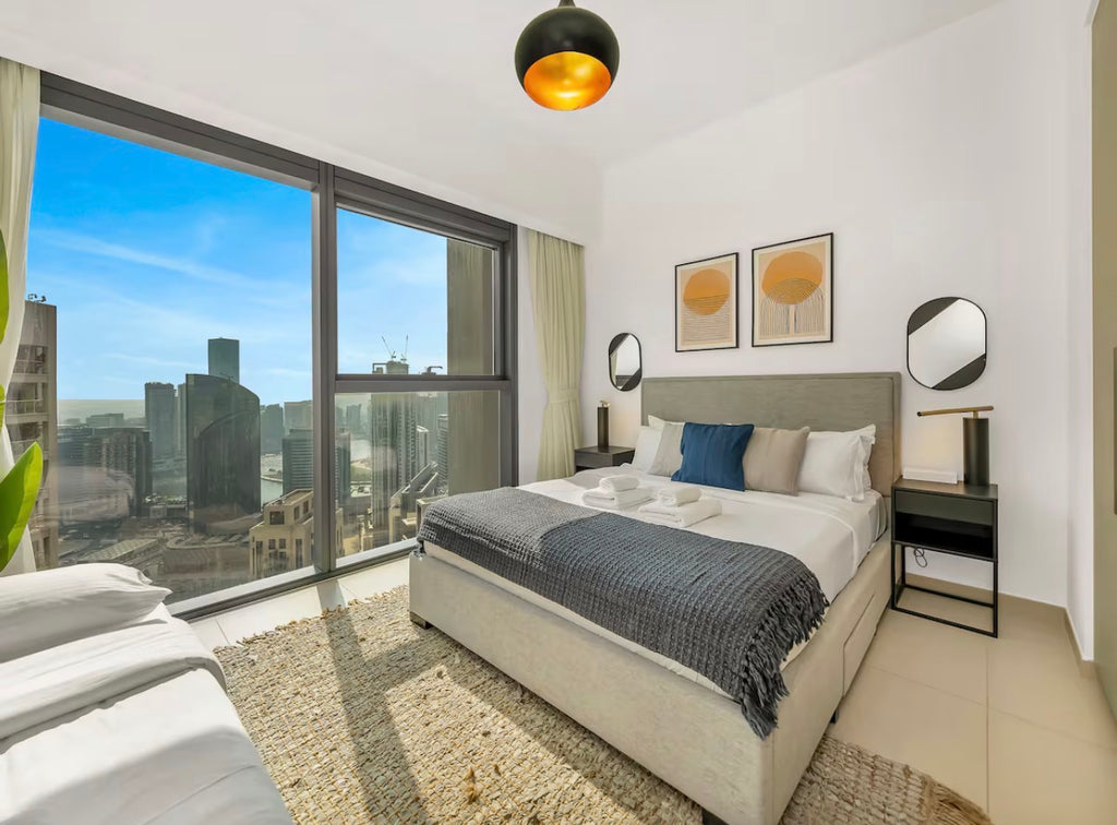 DXB Burj Khalifa (Special offer 2 nights for the price of 1 🇦🇪)